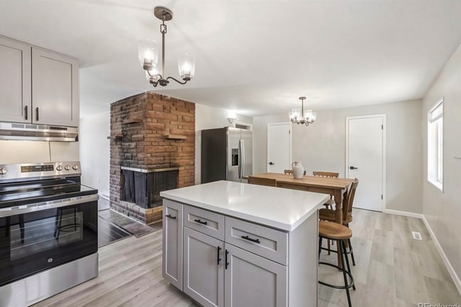 Photo - 10221 W 59th Pl