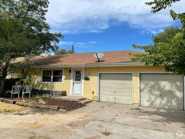 Building Photo - Cute 2 Bedroom Home on Arcadia for Rent