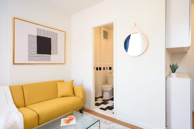 Photo - 402 E 11th St Unit SI FL1-ID1495784P