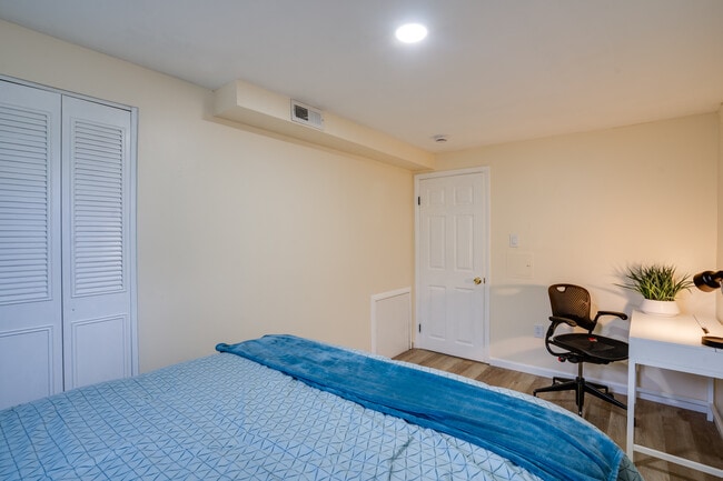 Photo - 14220 Fallbrook Ln