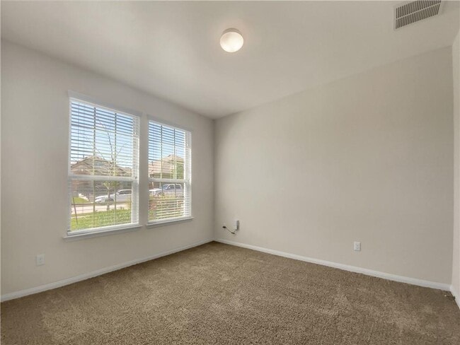 Photo - 353 Canadian Springs Dr