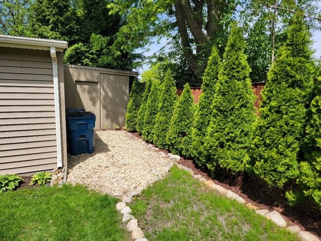 229 Fuller Rd