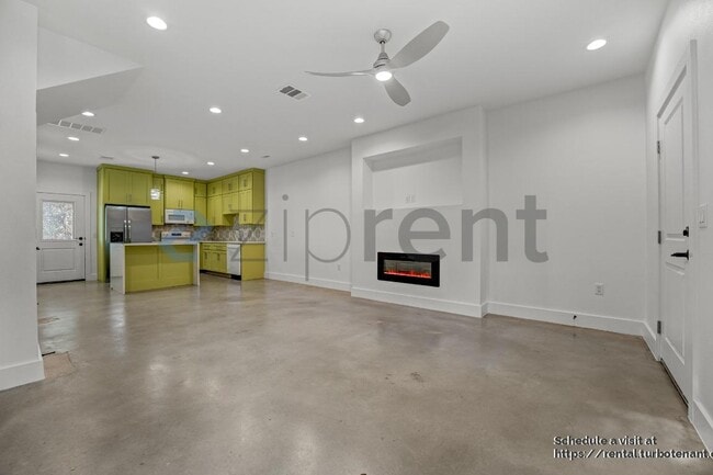 Photo - 124 S Mockingbird Cir