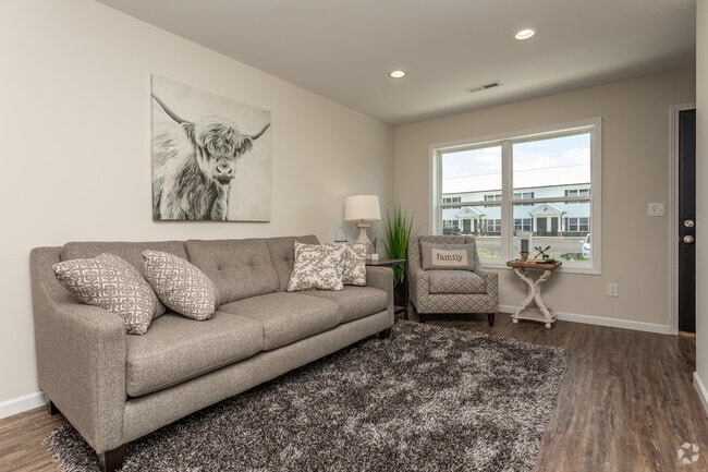 2BR, 1.5BA - 1,080 SF