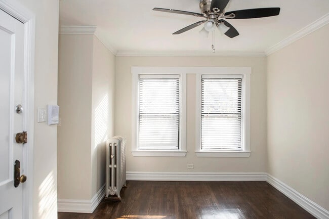 Photo - 1056 W Lill Ave