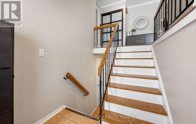 Photo - 6943 Estoril Rd