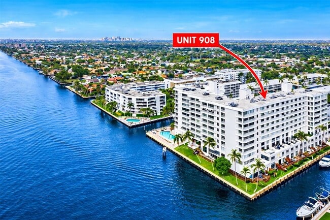 Building Photo - 3100 NE 48th St Unit 908