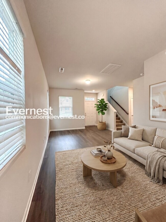 Photo - 218 Lee St