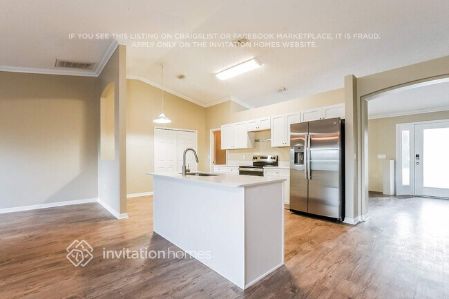 Photo - 702 4th Ave N