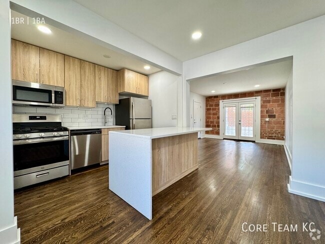Building Photo - 4314 Mercier St Unit 1B Rental