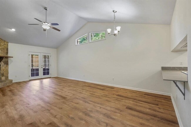 Photo - 2556 Panther Creek Rd