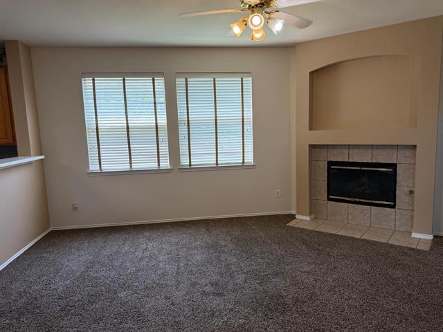 3104 Deleon Dr