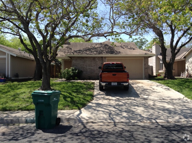 Building Photo - 9835 Meadow Way Rental