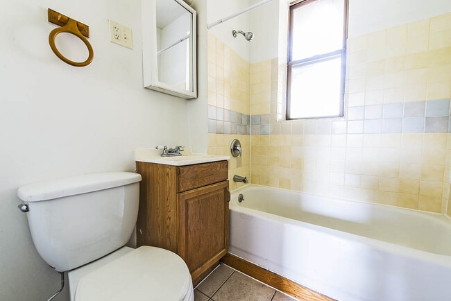 Photo - 3650-54 W 18th 1657-59 S Lawndale Chicago, IL 60623