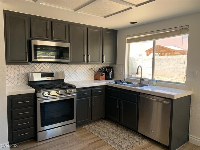 Photo - 1424 Grey Hunter Dr