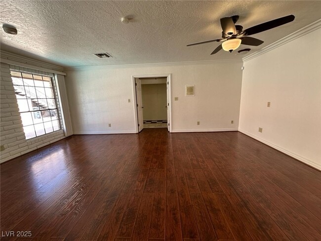 Photo - 2840 Augusta Dr House