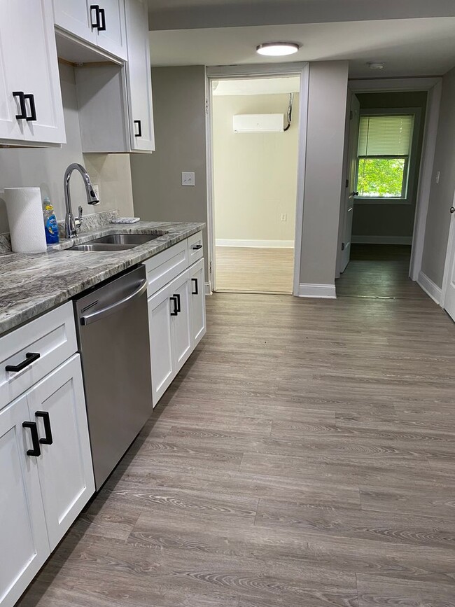 Photo - 2209 Rivermont Ave Unit Terrace Apartment