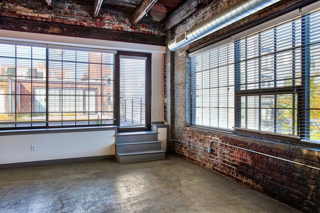 Circa Apartments