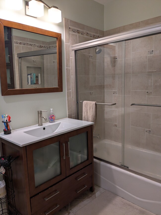 Photo - 413 Avenue D