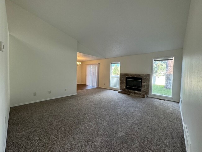 Photo - Delightful 2 Bed, 2 Bath Duplex near River...