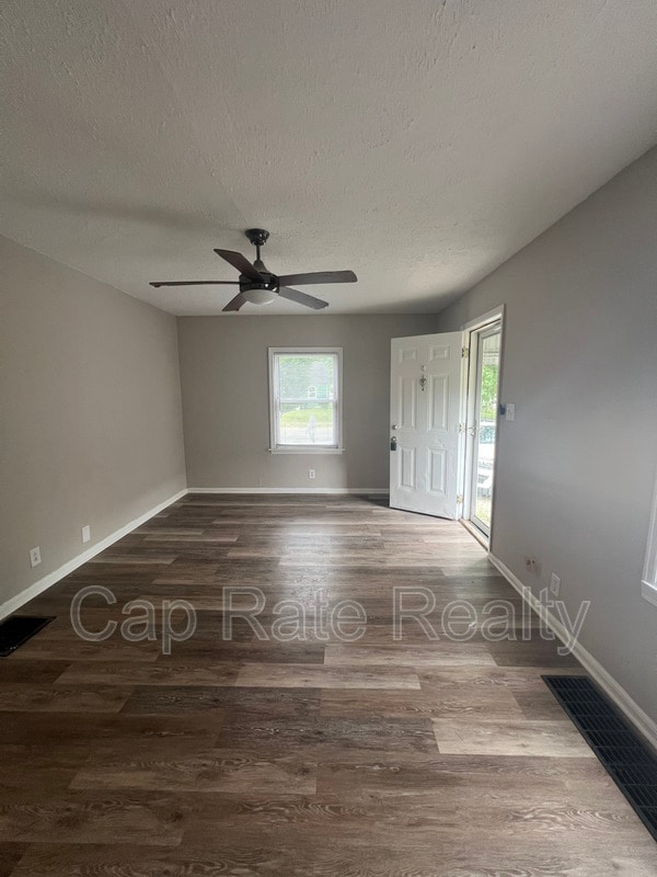 Photo - 2769 McGuffey Rd