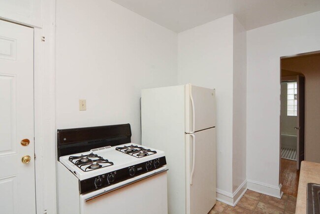 Photo - 2948 N Albany Ave Unidad W2