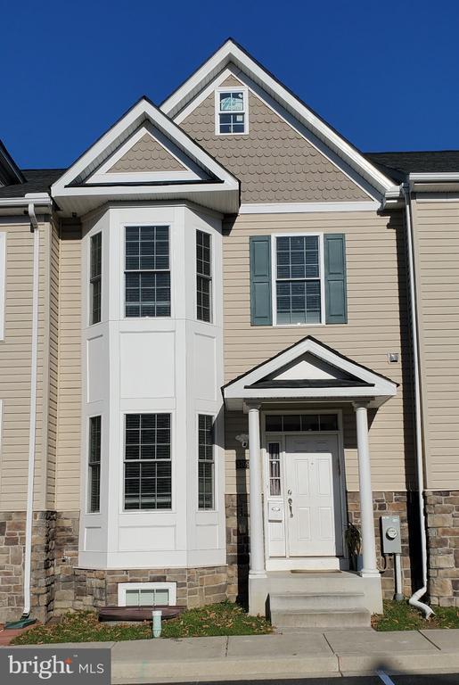 Building Photo - 3709 Fords Ln