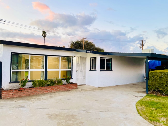 Building Photo - 13216 Benson Ave Rental