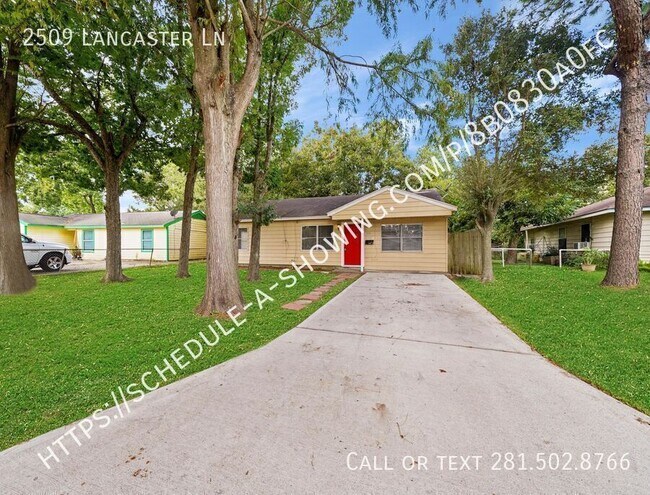Photo - 2509 Lancaster Ln