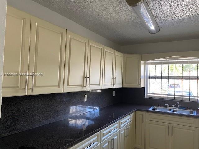 Photo - 3929 NW 207 St Rd
