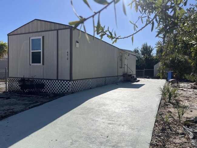 Building Photo - 6610 Limerick Ave