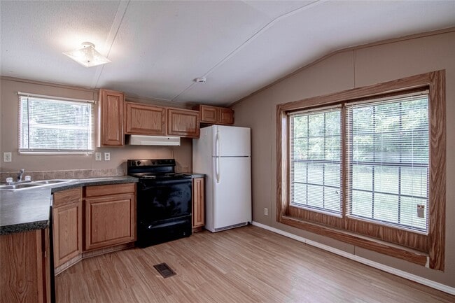 Photo - 1345 FM 405 Rd