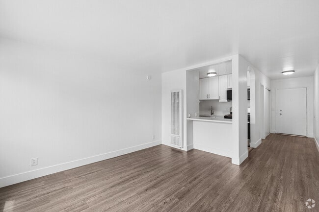 Studio - 450SF - Living Room
