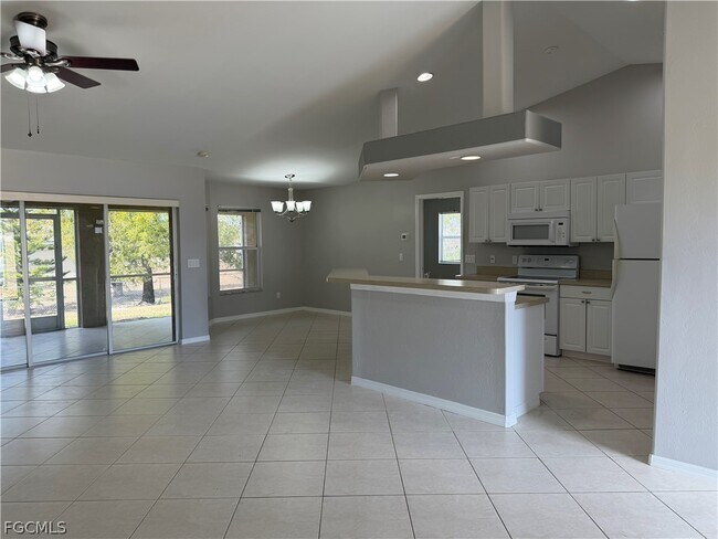 Photo - 3540 NE 20th Pl