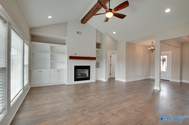 Photo - 1837 Saddle Trace Ln SE