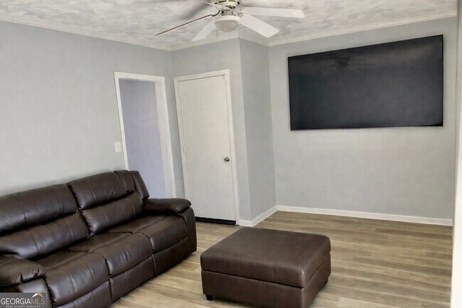 Photo - 6973 Kimberland Gardens Ln