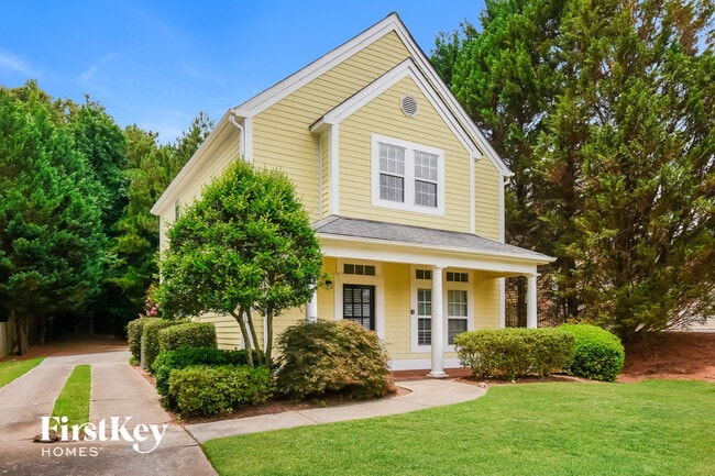 Photo - 302 Pinehurst Way