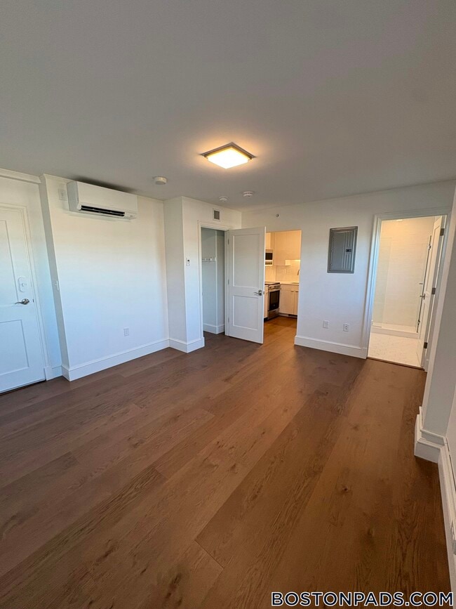 Photo - 1200 Massachusetts Ave Unidad 516