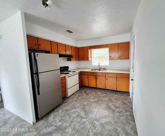 Photo - 603 Magnolia Ave