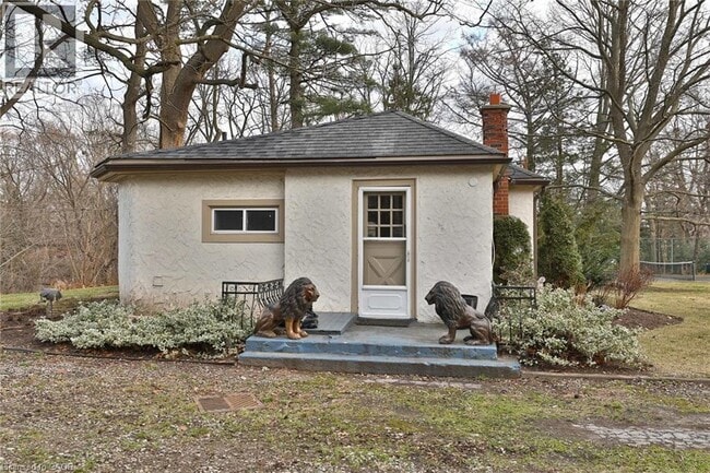 Photo - 243 Shoreacres Rd