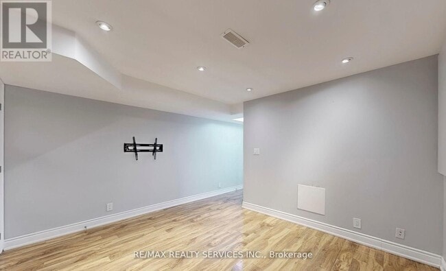 Photo - 3822 McDowell Dr