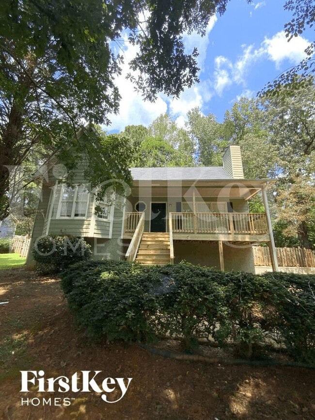 Building Photo - 345 Maplelake Dr Rental