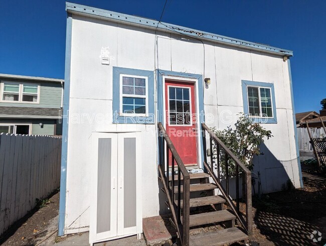 Building Photo - 2121 65th Ave Rental