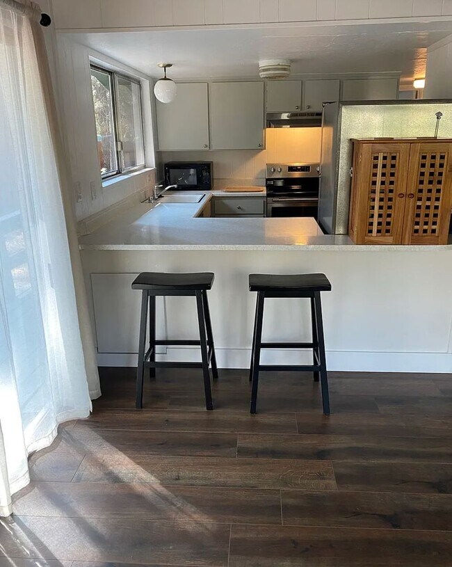 Tahoe Charm with Modern Updates Small Dog... House House Rental in