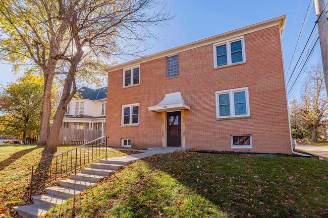 Building Photo - 1425 S 11th St Unit 1