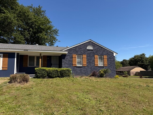 Photo - 3396 Ladue St