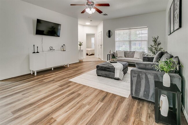 Photo - 8509 SW 49th Cir