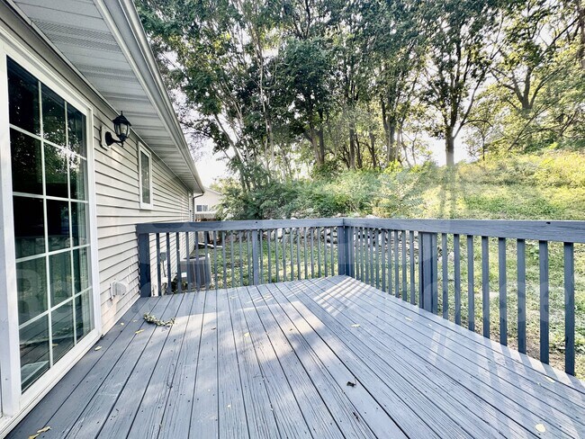 Photo - 2144 SE 6th St