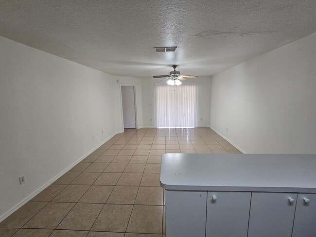 Photo - 2611 Hollow Ln