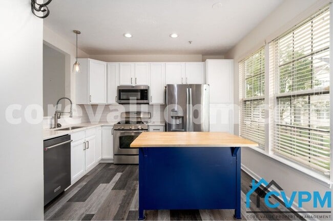 Photo - 255 Seneca Terrace